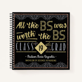 Aangepaste foto afstuderen bachelors gradengraaf notitieboek