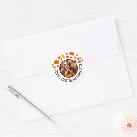Aangepaste Foto Baby's 1e Thanksgiving Herfst Gift Ronde Sticker (Envelop)