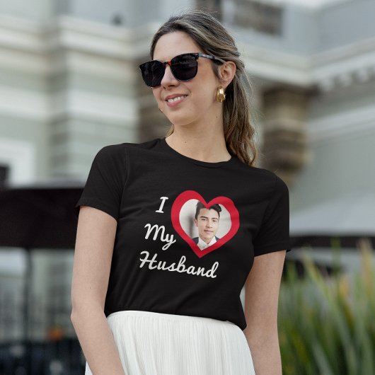 Aangepaste foto Bae I Love My Husband T-shirt