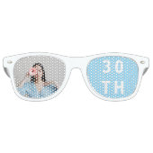 Aangepaste Foto Blauw 30ste Verjaardag Zonnebril (Voorkant)