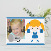 Aangepaste foto Blauwe Cheerleader Birthday Uitnod Kaart (Staand voorkant)