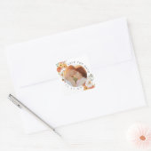 Aangepaste foto bloemstuk save the date vierkante sticker (Envelop)