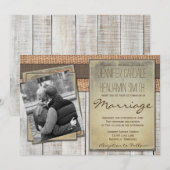 Aangepaste foto Burlap Barn Wood Huwelijksuitnodig Kaart (Voorkant / Achterkant)