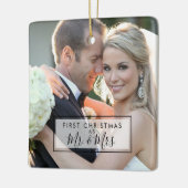 Aangepaste foto Eerste Kerstmis als Mr en Mrs. Keramisch Ornament (Links)