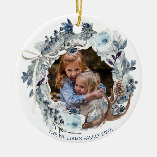 Aangepaste foto, Elegant Blue White Holiday Wreate Keramisch Ornament (Voorkant)