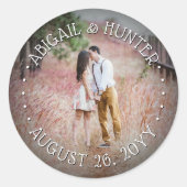 Aangepaste foto Elegant Modern Typography Wedding Ronde Sticker (Voorkant)