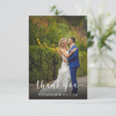 Aangepaste foto Elegant Script Bruiloft Dank u Kaa Bedankkaart (Staand voorkant)