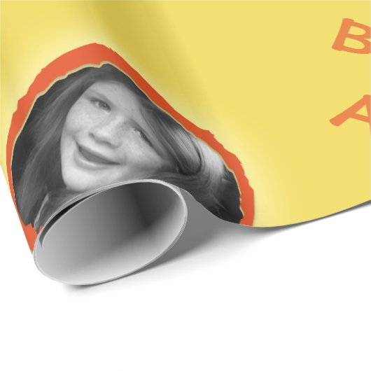 Aangepaste foto en groet op geel cadeaupapier (Rol Hoek)