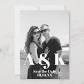 Aangepaste foto en grote monogram save the date kaart (Voorkant)