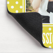 Aangepaste foto en naam van Bright Yellow Polka Do Muismat (Hoek)