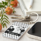 Aangepaste foto en tekst zwart-wit poka sleutelhanger (Voorkant Rechts)