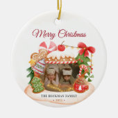 Aangepaste foto Gingerbread House Kerstmis Keramisch Ornament (Voorkant)