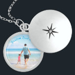 Aangepaste Foto Ketting Gift met Tekst<br><div class="desc">Aangepaste foto en tekst Kettingen - Uw eigen ontwerp - Speciaal - Gepersonaliseerde familie / vrienden of persoonlijk Ketting / cadeau - Voeg Jouw tekst en foto - Formaat wijzigen en verplaatsen of verwijderen en toevoegen van elementen / afbeelding met aanpassingstool. Kies / voeg je favoriete lettertype / tekstkleur /...</div>