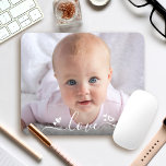 Aangepaste foto Leuke DIY Moderne Liefde Script Ha Muismat<br><div class="desc">"Liefde." Een leuke, speelse visuele weergave van het handschrift met een wit script en een schattige, speelse harten tegen de foto van je keuze, helpt je liefde de hele week in je hart te houden. Verspreid geluk en plezier wanneer u dit stijlvolle en moderne, aangepaste muispad gebruikt. Eenvoudig personaliseren met...</div>