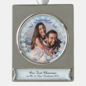 Aangepaste foto met 1 Kerstfeest gehuwd lichtblauw Verzilverd Banner Ornament (Voorkant)
