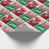 Aangepaste foto met Collage Green Joy-kerst Cadeaupapier (Hoek)