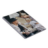 Aangepaste foto met familienaam en vastgesteld jaa notitieboek (Rechterzijde)