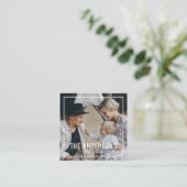 Aangepaste foto met familienaam en vastgesteld jaa vierkante visitekaartje (Staand voorkant)
