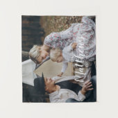 Aangepaste foto met familienaam en vastgesteld jaa wandkleed (Voorkant)