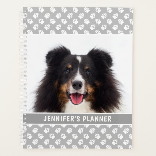 Aangepaste foto met witte poten op grijs & naam planner (Voorkant)