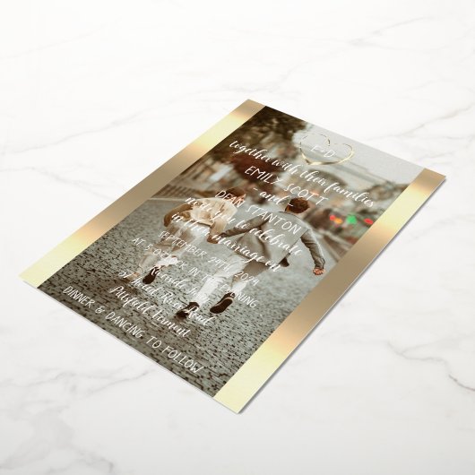 Aangepaste foto Monogram Evenement Hart Modern Folie Uitnodiging (Gedraaid)