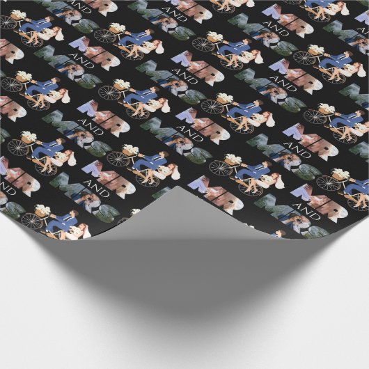 Aangepaste foto Mr & Mrs Wedding Black Cadeaupapier (Hoek)