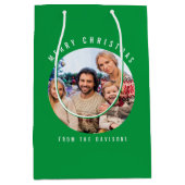 Aangepaste foto naam Merry KerstGreen Medium Cadeauzakje (Voorkant)