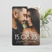 Aangepaste foto-overlay bruiloft QR-code Save The Date (Staand voorkant)