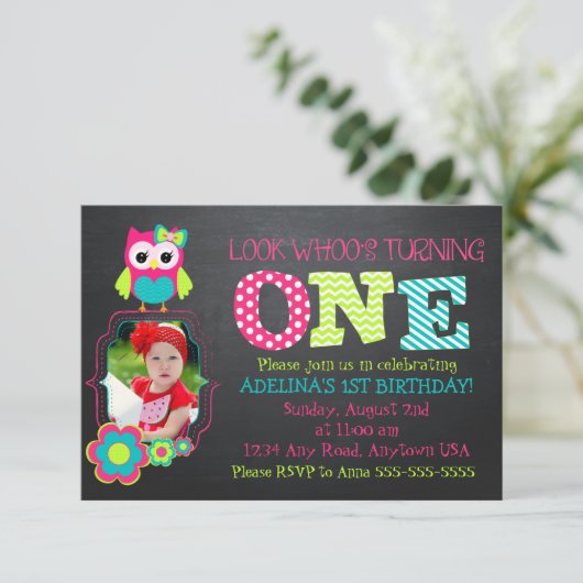 Aangepaste foto-owl 1e verjaardag uitnodiging (Staand voorkant)