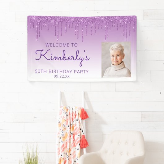 Aangepaste foto Paarse glitter Drip 50th Birthday Spandoek (Insitu)
