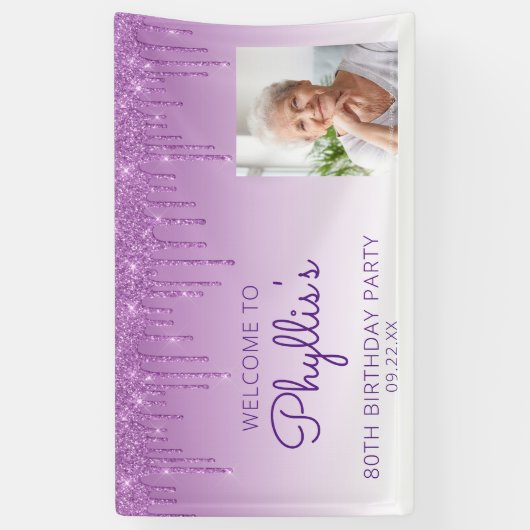 Aangepaste foto Paarse glitter Drip 80th Birthday Spandoek (Verticaal)