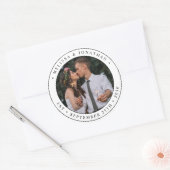 Aangepaste foto-Pas getrouwd Paar naam Oost-datum  Ronde Sticker (Envelop)