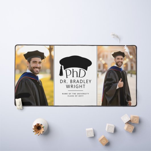 Aangepaste foto PhD hoed doctoraat afstuderen Bureaumat (Kindertafel)
