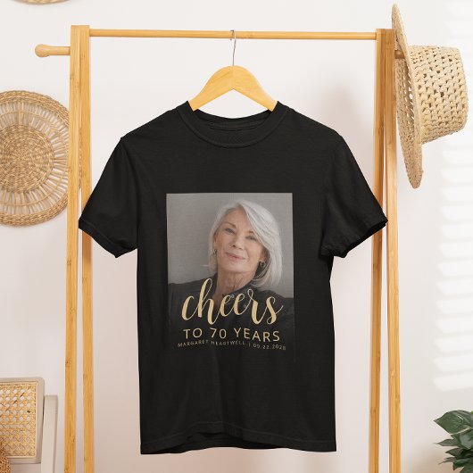 Aangepaste foto proost 70ste verjaardagsfeestje t-shirt