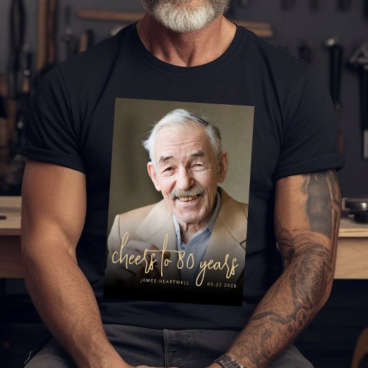 Aangepaste foto proost 80ste verjaardagsfeestje t-shirt