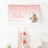 Aangepaste foto roze glitterspatter 80ste verjaard spandoek (Insitu)