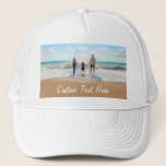 Aangepaste foto-teksttrucker met je familie trucker pet<br><div class="desc">Aangepaste foto en tekst - Uniek uw eigen ontwerp - Gepersonaliseerde familie / vrienden of persoonlijke cadeautjes - Voeg Jouw tekst en foto toe - vergroot en verplaats elementen met aanpassingsgereedschap!</div>