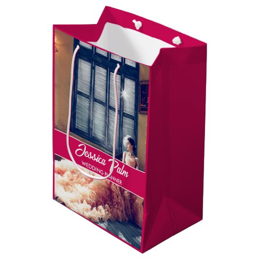 Aangepaste foto trouwfeest roze medium cadeauzakje (Voorkant Gekanteld)