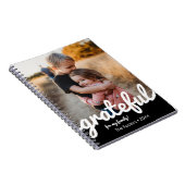 Aangepaste foto van Grateful Black en White Script Notitieboek (Rechterzijde)