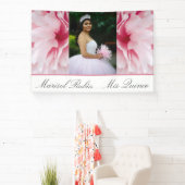 Aangepaste foto van Mis Quince Pink Floral Spandoek (Insitu)