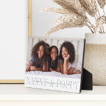 Aangepaste foto van oppas- en poppengrootouders fotoplaat<br><div class="desc">Creëer een cadeautje voor grootouders met deze gepersonaliseerde fotoplaque. Onder je foto staat "Nanny & Poppy",  met je aangepast bericht en de namen van kleinkinderen overschreven.</div>