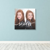 Aangepaste foto van zusters met handschrift canvas afdruk (Insitu (Houten vloer))
