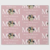 Aangepaste foto We houden van je mam roze Moederda Cadeaupapier (Vlak)