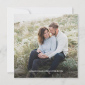 Aangepaste foto website houtnerf eucalyptus Bruilo Save The Date (Achterkant)