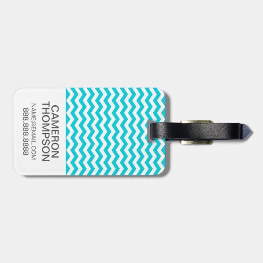 Aangepaste foto White en Aqua Zig Zag Pattern Bagagelabel (Achterkant horizontaal)