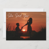 Aangepaste foto ze zei ja Elegant Typografie Kaart (Voorkant)