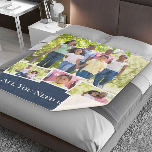 Aangepaste Fotocollage All You Need is Love Blauw Sherpa Deken