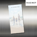 Aangepaste fotofamilie strandzomervakantie kinder magnetisch notitieblok<br><div class="desc">Maak uw foto persoonlijk en voeg deze toe aan uw familie, kinderen, vrouw, vriendin of huisdier. De foto heeft een witte bekleding zodat u uw het schrijven kunt zien. De foto show een foto van een vakantie van de familie en een dag op het strand. Voeg je familienaam toe boven...</div>