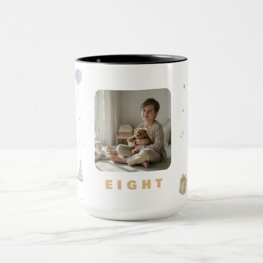 Aangepaste fotomok voor jongen van 8 jaar mok (Midden)