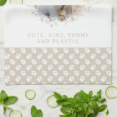 Aangepaste foto's en witte petten op beige en Jouw Theedoek (Gevouwen)